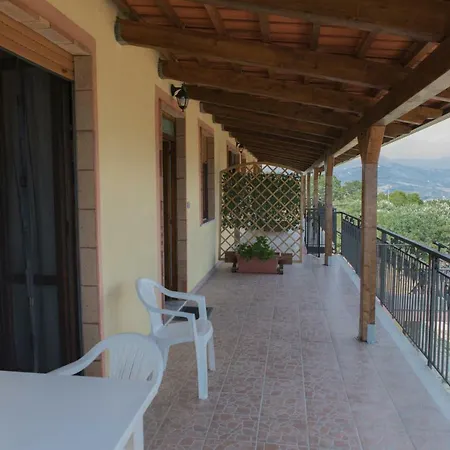 Defenale Casa vacanze *